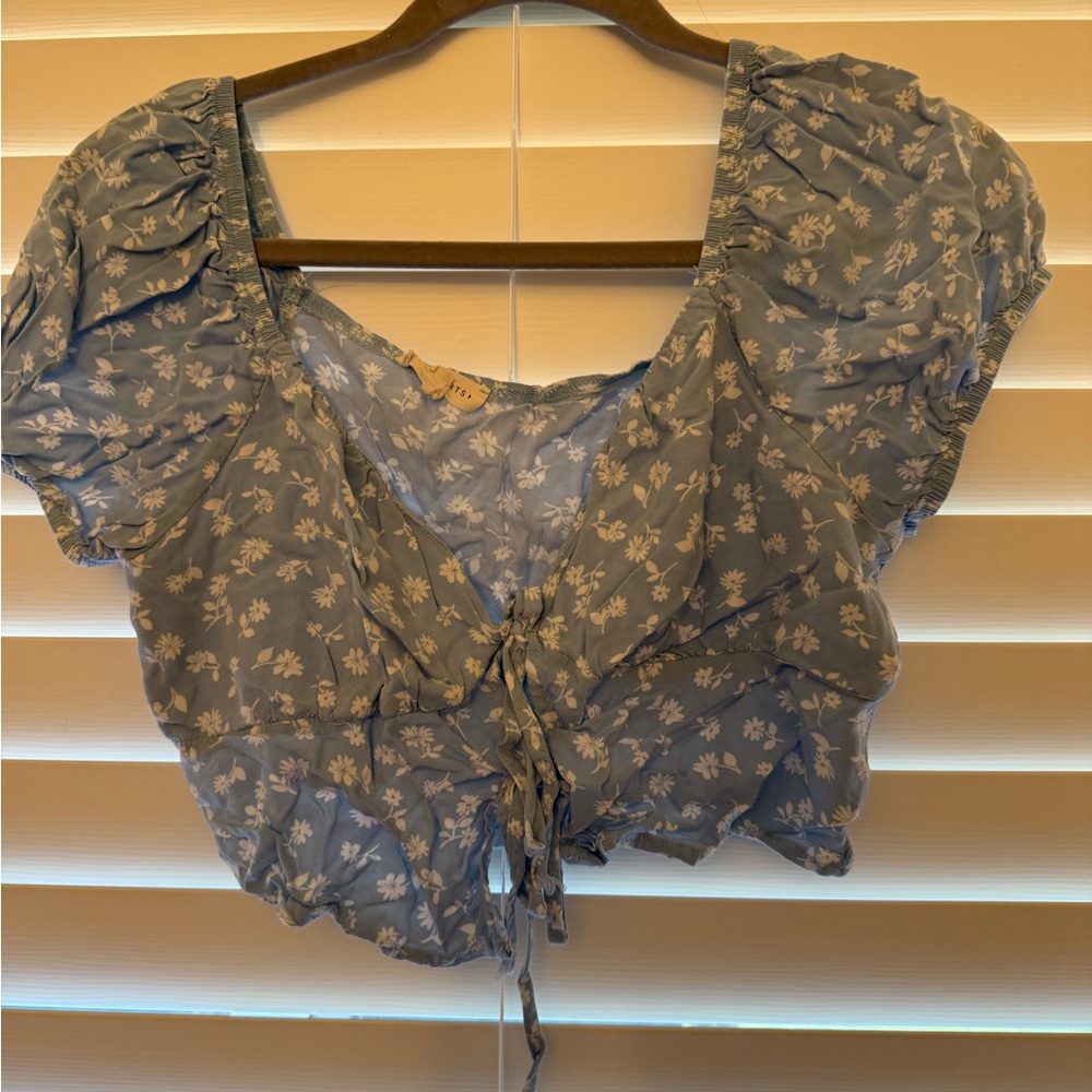 La Hearts Floral Puff Sleeve Ruffled Blouse